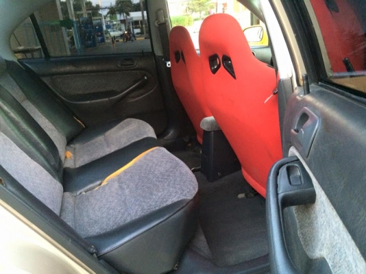 Civc ตาโต เลี่ยมๆ ลั่นๆ