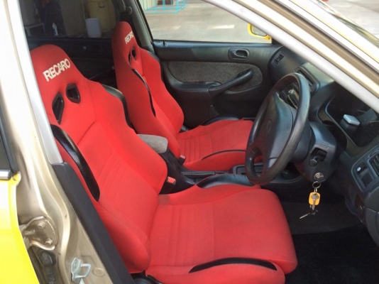 Civc ตาโต เลี่ยมๆ ลั่นๆ