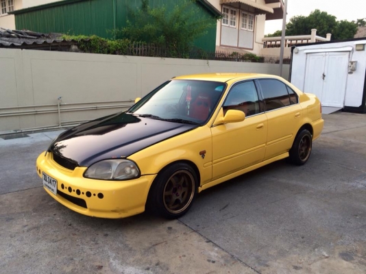 Civc ตาโต เลี่ยมๆ ลั่นๆ