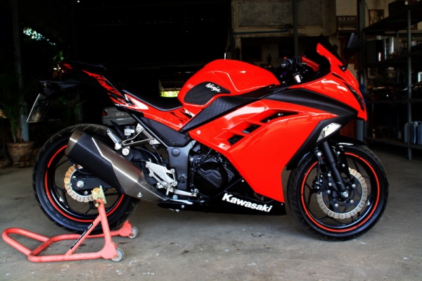 ขาย KAWASAKI NINJA 250 แดง ปี2013 ทะเบียนพร้อมโอน 93000