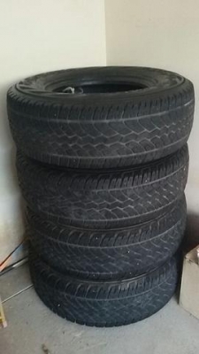 ขายยาง yokohama 265 70 R16 ปี 12