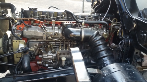 ขายรถ. 6 ล้อ อีซู เดกก้า  195 แรง เครื่องดี คัชชีสวย แอเย็น กระจกไฟฟ้าสภาพพร้อมใช้งาน ยาว 7เมตร