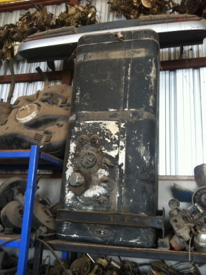 ขายถังน้ำมันโลมิเนียม 200 ลิตร ราคา10000บาท