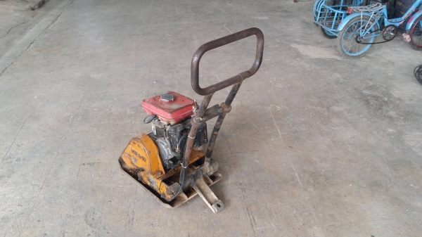 เครื่องตบดิน MEIHO เครื่องยนต์ ROBIN EY15  เก่าญี่ปุ่น สภาพดีพร้อมใช้งาน