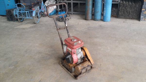 เครื่องตบดิน MEIHO เครื่องยนต์ ROBIN EY15  เก่าญี่ปุ่น สภาพดีพร้อมใช้งาน