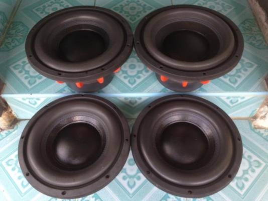 10&quot;ดอกละ1250บาท. ว้อยเดิม ใช้งานปกติ เปลี่ยนแค่หมวกครอบ เป็นแบรนด์ดังครับ  1..สเปค156/3&quot;มี3ดอก.แม่เหล็กต่างกันเลยขายเป็นข้างเอา ข้างละ1250บาท 2..สเปค180/3&quot;มี1ดอก ขายดอกละ 1550 บาท สนใจ0892425454 อยู่สระบุรี นัดเจอในเมืองได้