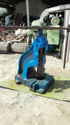 Sell>> ปั้มคอม้า ปั้มคาราบาว เบอร์ 1 หน้าโต๊ะ 12"&times;13" สภาพสวย เฟืองยังคม กลไกดี มาตัวเดียวครับ!!