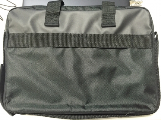 Lenovo 15.6" Simple Toploader T1050 ราคา 850 บาท จัดส่งฟรีทั่วประเทศ Lenovo 15.6" Simple Toploader T1050 ราคา 850 บาท จัดส่งฟรีทั่วประเทศ