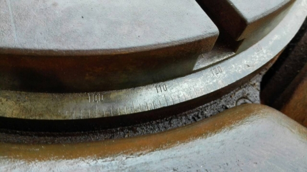 Sell> ขายหัวแบ่ง 12" นิ้ว ของ เยอรมัน ใช้งานได้ 2 ระบบ ทั้งมอเตอร์ไฟฟ้า กับ มือหมุน หนักๆ แน่นๆ สวยๆครับ