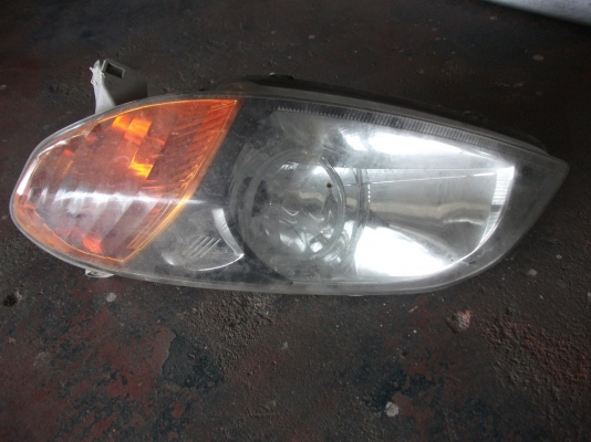 ไฟหน้าขวา วีออส Vios