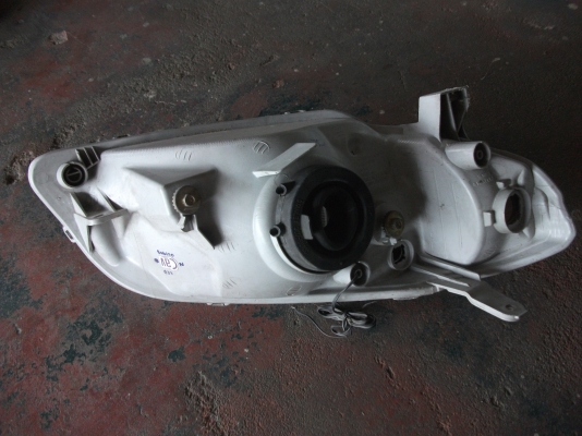 ไฟหน้าขวา วีออส Vios