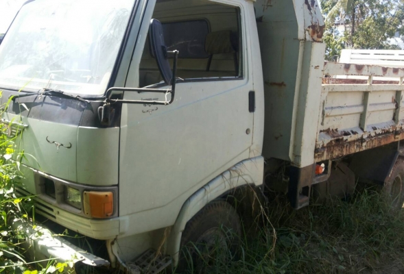 ขายด่วนครับ 6 ล้อดั้ม KM777