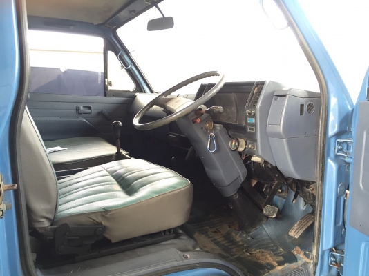 หกล้อ อีซูชุ NPR115 เครน 3ตัน ช่วงยาว4.50ม สภาพดีพร้อมใช้หัวบางเดิมสวยกริ๊ป แอร์ พ.เวอร์ ยาง8.25 ทะเบียนพร้อมโอน