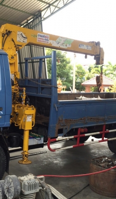 หกล้อ อีซูชุ NPR115 เครน 3ตัน ช่วงยาว4.50ม สภาพดีพร้อมใช้หัวบางเดิมสวยกริ๊ป แอร์ พ.เวอร์ ยาง8.25 ทะเบียนพร้อมโอน