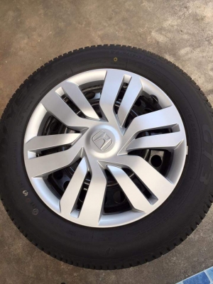 ขายล้อกะทะฮอนด้าแจ๊สขอบ15 ถอดป้ายแดง 4วง ราคา 6,000 บาท