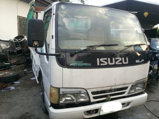 รถบรรทุก ISUZU 4 ล้อกลาง เครื่อง 3000 แรง ปื06. พวงมาลัยเพาเวอ. แอร์เย็น ราคา 238,000 บ.รถอยู่ดอนเมือง