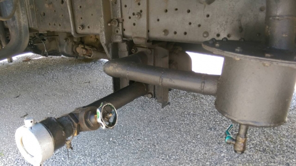 ISUZU NPR 120 รถบรรทุกน้ำมัน