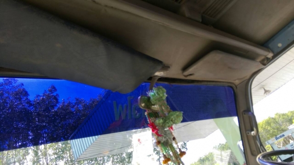 ISUZU NPR 120 รถบรรทุกน้ำมัน