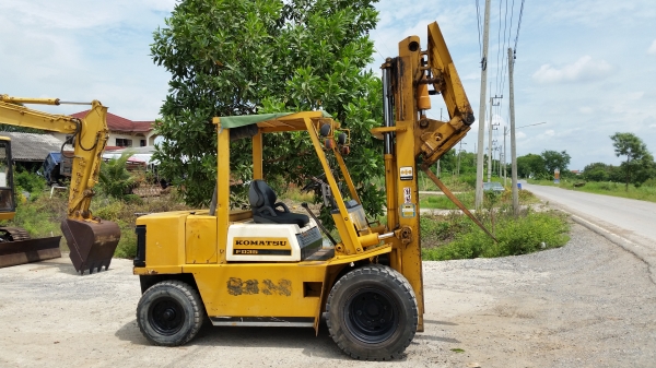 ขายด่วนรถยกKOMATSU FD3.5ยก3.5ตันเสาสูง3เมตรงากะดกได้ยางหน้าคู้รถนอกนำเข้ายังไม่เคยใช้งานในเมืองไทยเลย