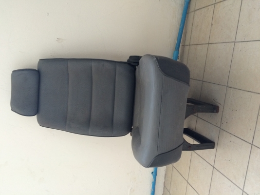 ขายเบาะรถตู้หัวจรวด10ที่นั่ง ขายเบาะรถตู้หัวจรวด10ที่นั่ง