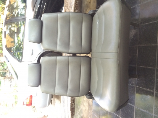 ขายเบาะรถตู้หัวจรวด10ที่นั่ง