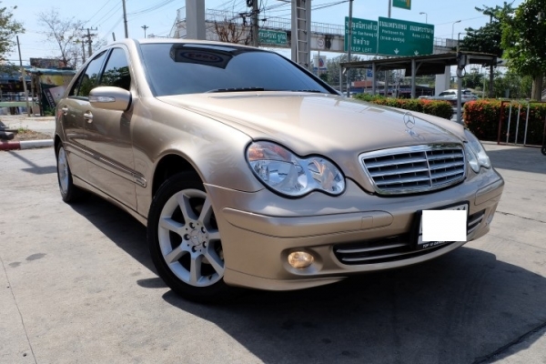 2005 BENZ C-CLASS C180 1.8 KOMPRESSOR CLASSIC A/T 2005 BENZ C-CLASS C180 1.8 KOMPRESSOR CLASSIC A/T