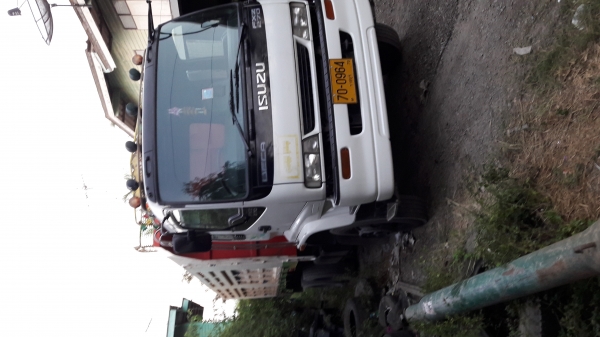 รถสิบล้อดั้มสวยๆพร้อมใช้งาน รถสิบล้อดั้มสวยๆพร้อมใช้งาน