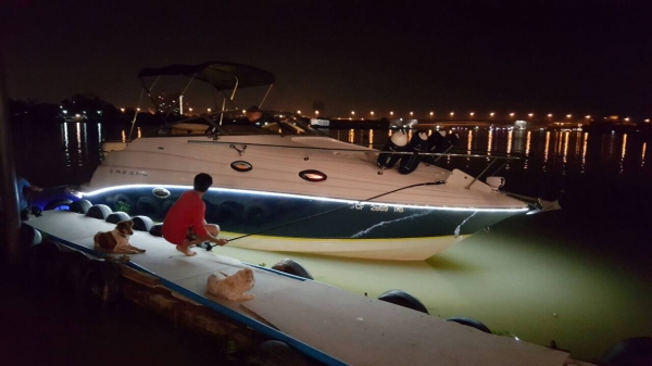 ขายด่วนเรือ29ฟุต อุปกรณ์ครบ ปี2004