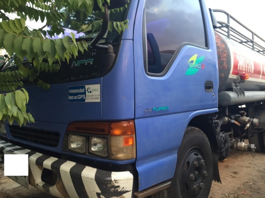 6ล้อ บรรทุกน้ำมัน7000ลิตร ISUZU NPR 130แรงปี46 พร้อมใช้