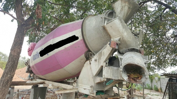 ขาย โม่ปูน 7 คิว สภาพสวยพร้อมใช้งาน อุปกรณ์ครบ ยกขึ้นใส่รถได้เลย