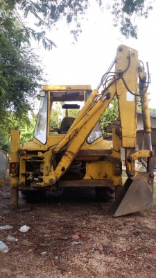 ขายรถ ตักหน้า ขุดหลัง.  CAT - 428.   สนใจติดต่อ  081 - 6079515