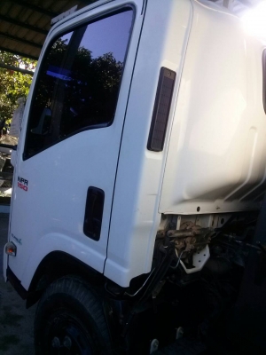 รถอีซุซุ 6 ล้อดั้ม NPR 150 แรงม้า ปี 56.  ( รถวิ่ง 53,xxx กม. )    สนใจติดต่อ  081 - 6079515