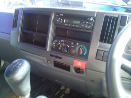 รถอีซุซุ 6 ล้อดั้ม NPR 150 แรงม้า ปี 56.  ( รถวิ่ง 53,xxx กม. )    สนใจติดต่อ  081 - 6079515