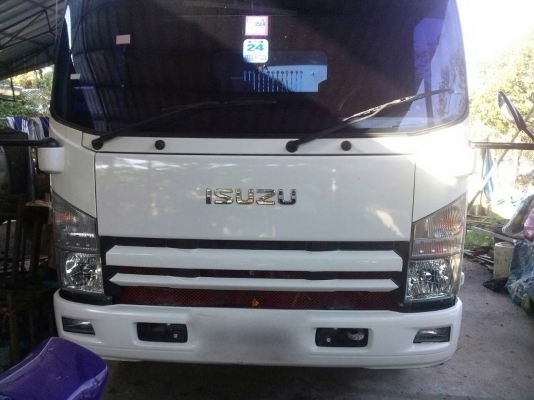 รถอีซุซุ 6 ล้อดั้ม NPR 150 แรงม้า ปี 56.  ( รถวิ่ง 53,xxx กม. )    สนใจติดต่อ  081 - 6079515