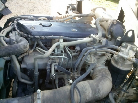 รถอีซุซุ 6 ล้อดั้ม NPR 150 แรงม้า ปี 56.  ( รถวิ่ง 53,xxx กม. )    สนใจติดต่อ  081 - 6079515