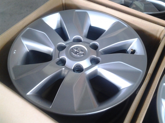 แม็กtoyota รีโว่ ขอบ17 ถอดป้ายแดง แม็กtoyota รีโว่ ขอบ17 ถอดป้ายแดง