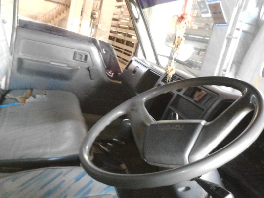 รถโตโยต้า 4 ล้อ ( ไม่ดั้ม ) 115 แรงม้า. ปี 40.    สนใจติดต่อ  081 - 6079515