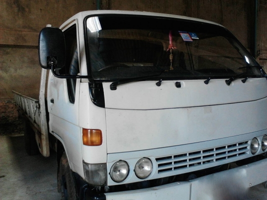 รถโตโยต้า 4 ล้อ ( ไม่ดั้ม ) 115 แรงม้า. ปี 40.    สนใจติดต่อ  081 - 6079515