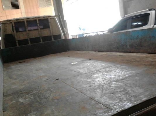 รถโตโยต้า 4 ล้อ ( ไม่ดั้ม ) 115 แรงม้า. ปี 40.    สนใจติดต่อ  081 - 6079515