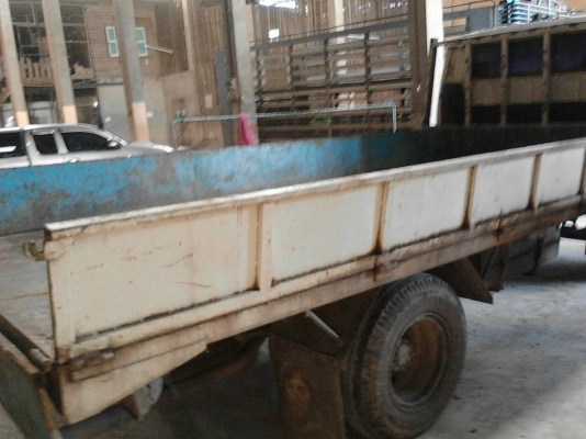 รถโตโยต้า 4 ล้อ ( ไม่ดั้ม ) 115 แรงม้า. ปี 40.    สนใจติดต่อ  081 - 6079515