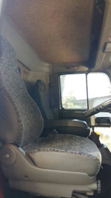 รถฮีโน่ 6 ล้อ ตู้เย็น FB2W 120 แรงม้า. ปี 39.   สนใจติดต่อ  081 - 6079515