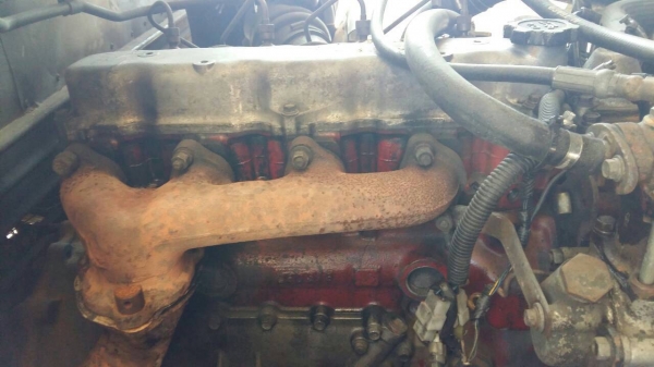 รถฮีโน่ 6 ล้อ ตู้เย็น FB2W 120 แรงม้า. ปี 39.   สนใจติดต่อ  081 - 6079515