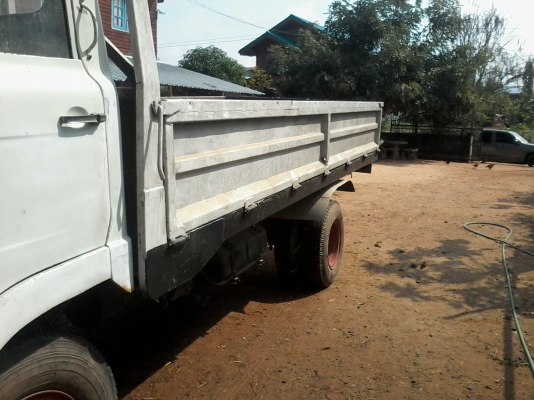 ขายหกล้อ KM310 สภาพพร้อมใช้งาน เครื่องDM100 คัชชีสวย เครื่องดี ยาง7.00ขอบ16 ราคาเบาๆครับ