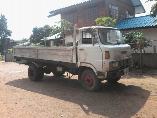 ขายหกล้อ KM310 สภาพพร้อมใช้งาน เครื่องDM100 คัชชีสวย เครื่องดี ยาง7.00ขอบ16 ราคาเบาๆครับ