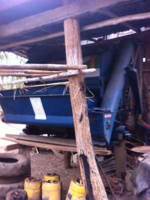 ขายเครื่องนวดข้าวติดรถไถ่  เเละติดหกล้อคับ  5  ฟุต  ของเกษตรพัฒนา