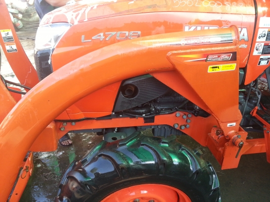 คูโบต้า L4708 4 WD พร้อมใบมีดตราช้าง