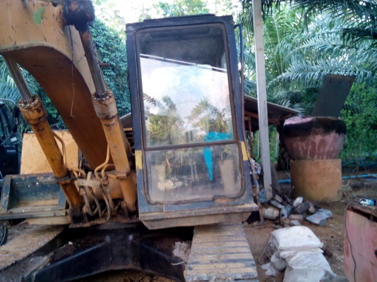 รถขุด KOMATSU    PC 100_3    พร้อมใช้งาน  รุ่นยอดนิยม