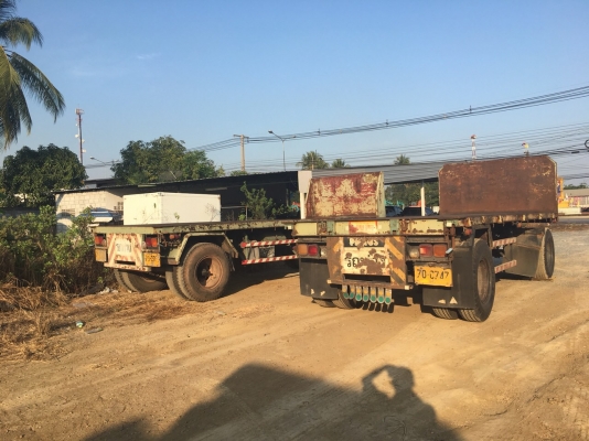 ขายลูกพ่วงพื้นเรียบสองเพลา ยางดี อู่สามมิตร พร้อมใช้. กำลังเก็บสีใหม่