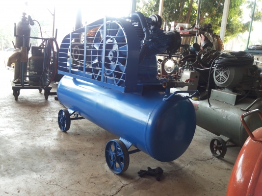 ปั้มลม puma 10 แรง สภาพสวยๆ เช็คใหม่ทั้งระบบ ใช้คุ้ม รุ่นดี พิมพ์นิยม