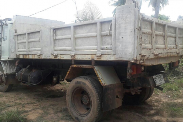 ขายราคาเบาๆ 380,000บ หกล้อ ฮีโน่ FF173KA EH 700 ดั้มดิน pawer ช่วงล่างใหญ่ ยาง900 สภาพดีสวยบางเดิมพร้อมใช้ ทะเบียนพร้อมโอน